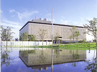新潟県民会館