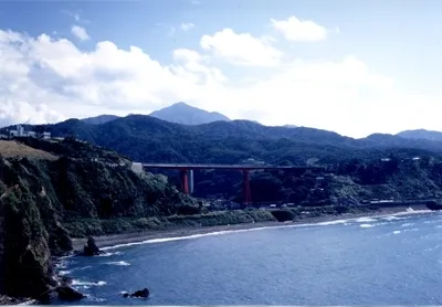 中部北陸自然歩道(米山海岸潮の音のみち)