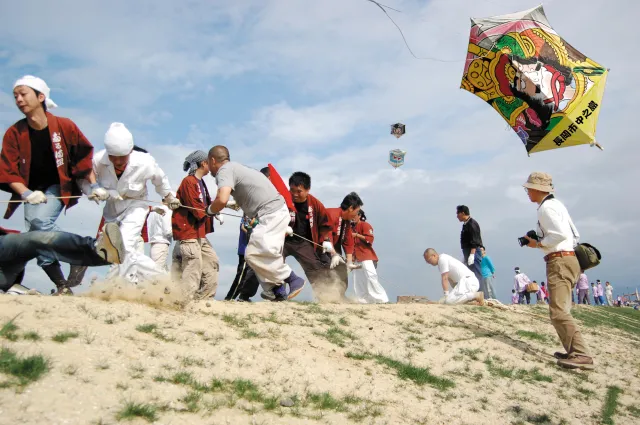 見附今町・長岡中之島大凧合戦　