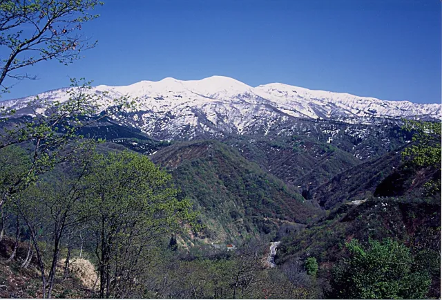 守門岳