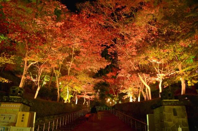 松雲山荘