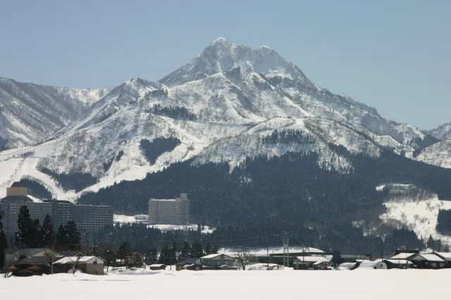 飯士山