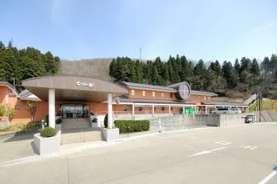 【閉館】道の駅 「ちぢみの里おぢや 」(国道17号)