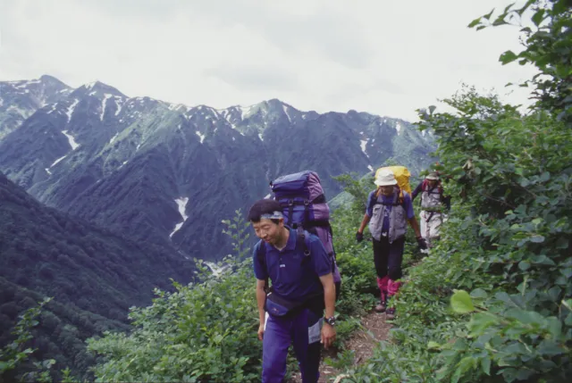 大石山・胎内登山口