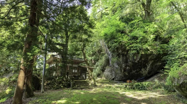 岩屋堂観音堂