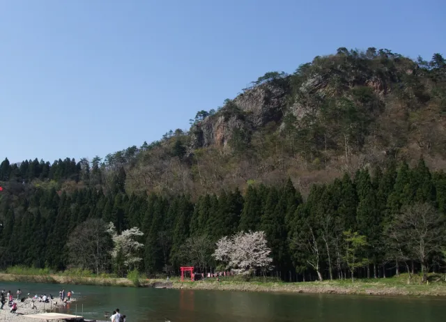 麒麟山・鹿瀬登山口