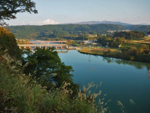JR信濃川発電所宮中取水ダム（鷹ノ巣ダム）