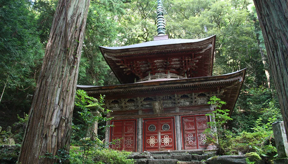 1687年建立の五智堂。