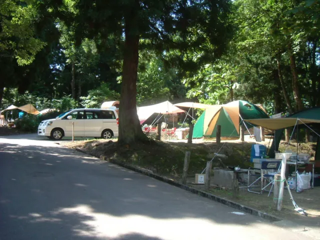 川口運動公園　オートキャンプ場