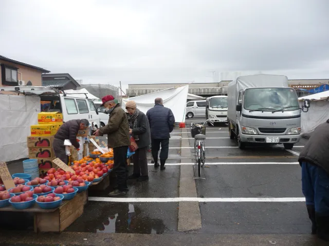 村松定期露店市場