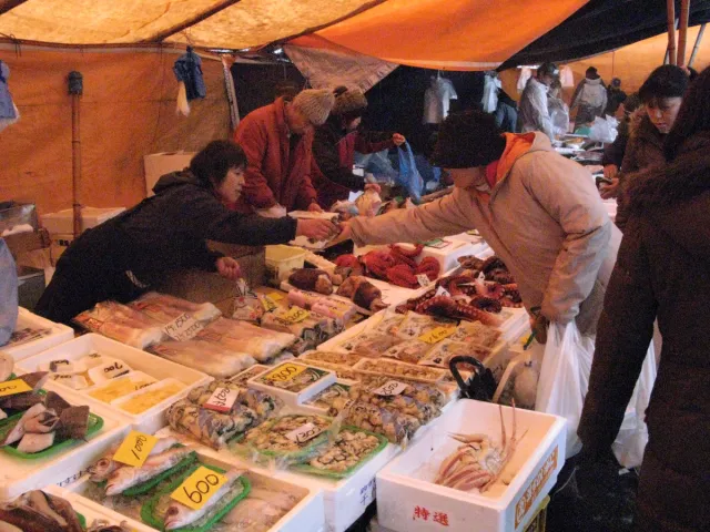 五泉市買物広場（五泉市定期露店市場）
