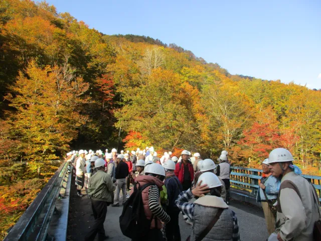 秘境八十里越体感バスツアー