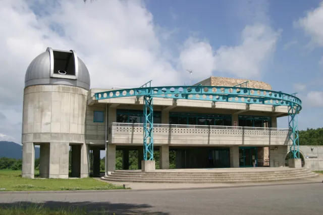 胎内市自然天文館 「星空のヨガ」