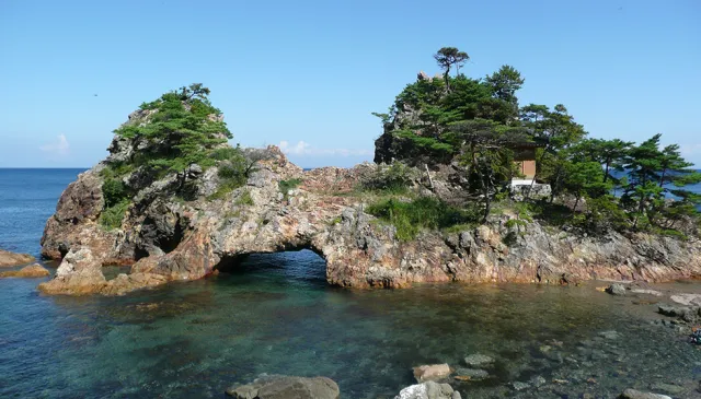 赤亀岩