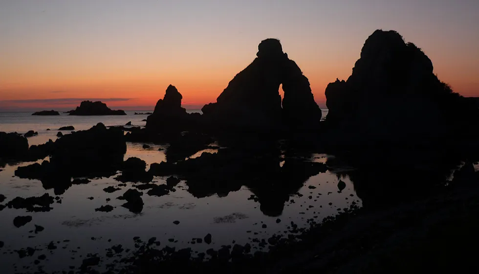 七浦海岸は佐渡の夕日の名所です。