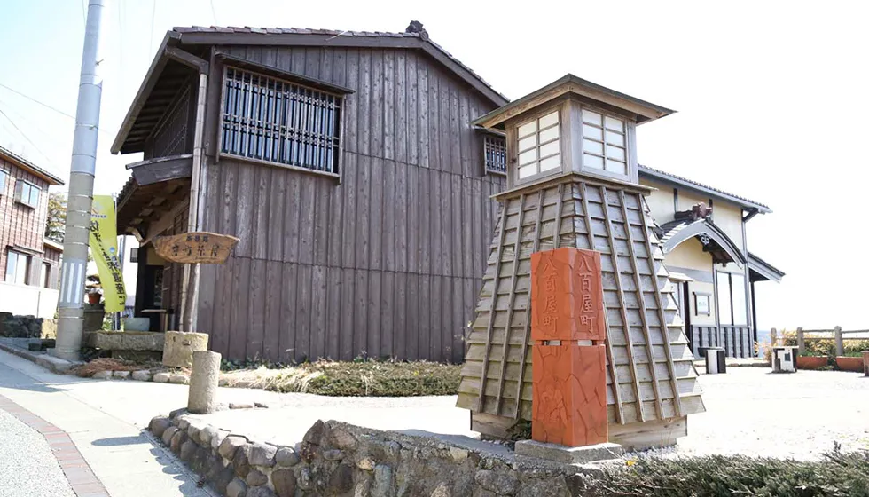 古民家を利用した京町茶屋