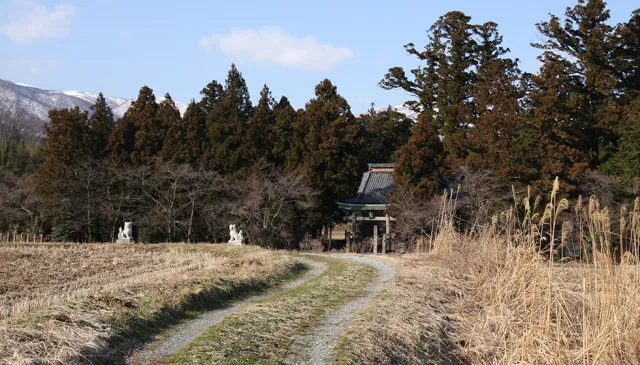 長江熱串彦神社能舞台