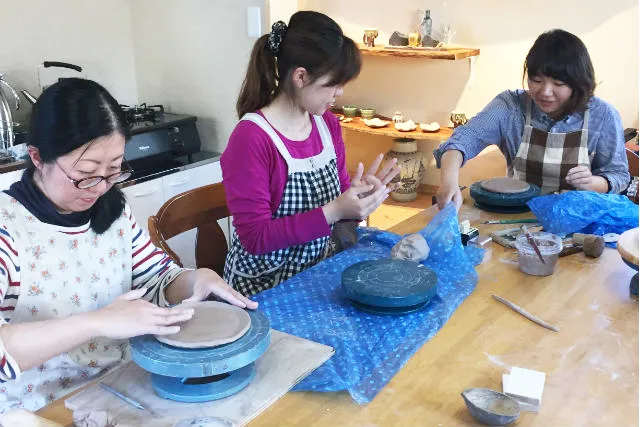 【陶芸体験】瀬波温泉の思い出に！1点物のお好きな器作り体験（1個）
