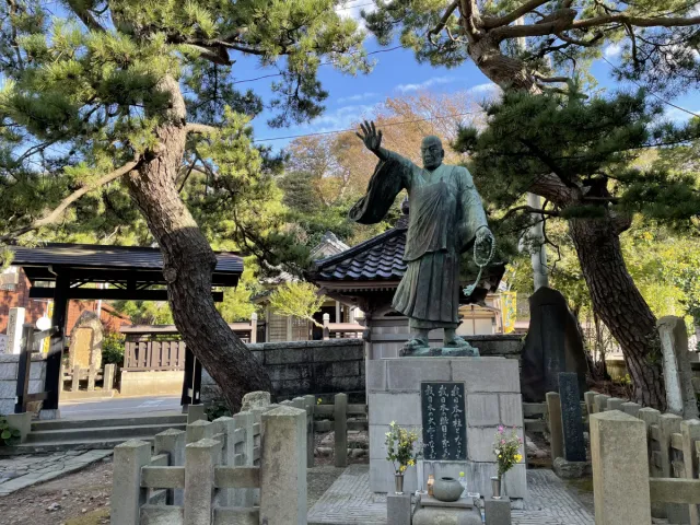 日蓮上人硯水の霊井