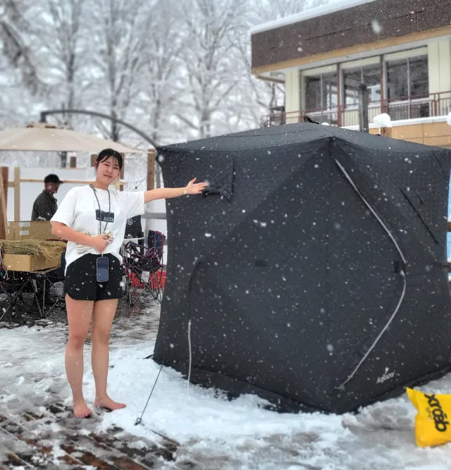 雪見散歩・ティータイム&雪中テントサウナ体験