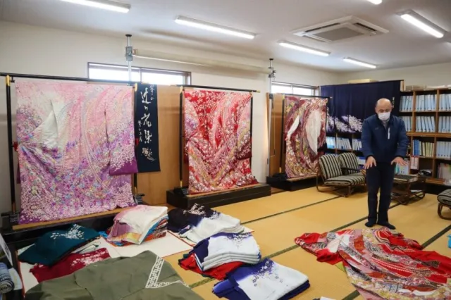 友禅染めを気軽に体験【株式会社 翠山】