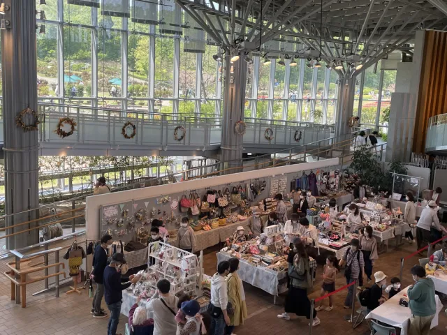 国営越後丘陵公園「春のアートマルシェ」