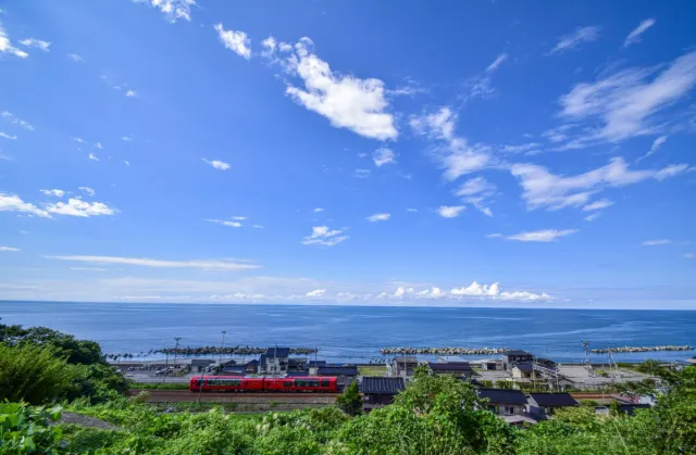 雪月花の特別企画「世界が認めた観光列車「雪月花」と世界遺産・佐渡島の旅 1泊2日」