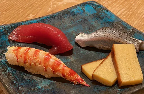 鮨 奈可久 星野