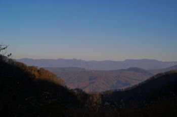 燕温泉 黄金の湯