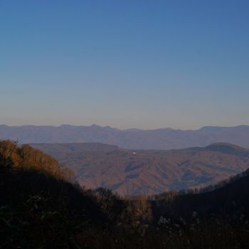 燕温泉 黄金の湯