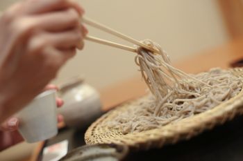 手挽きざる蕎麦