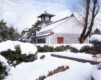 雪の旧税関