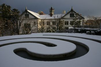 県政記念館雪景色