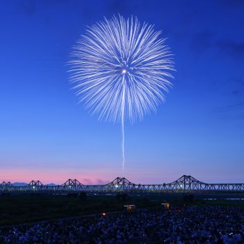 長岡まつり大花火大会 - 慰霊と平和への祈り