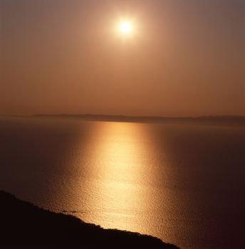 弥彦山山頂より夕日