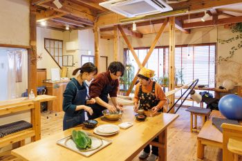 HOME HOME NIIGATA｜写真ライブラリー（無料ダウンロード）｜【公式】新潟県のおすすめ観光・旅行情報！にいがた観光ナビ