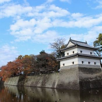 秋晴れの新発田城址