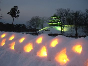 高田公園雪行燈