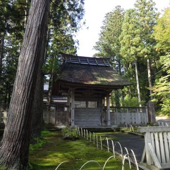 林泉寺の惣門