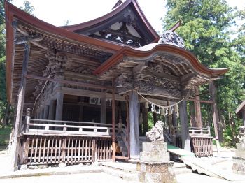 関山神社