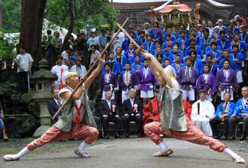 関山神社火祭り