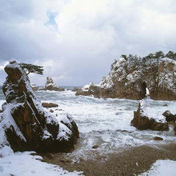 雪景・笹川流れ